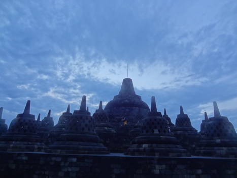 Borobudur - Borobudur in de vroege ochtend