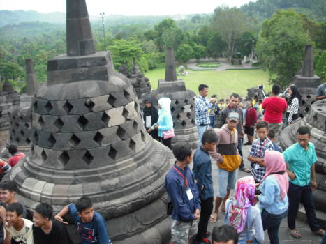 Bali - busy day at the Borobudur, Java