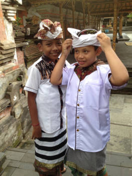 Bali - Klaar voor de ceremonie!