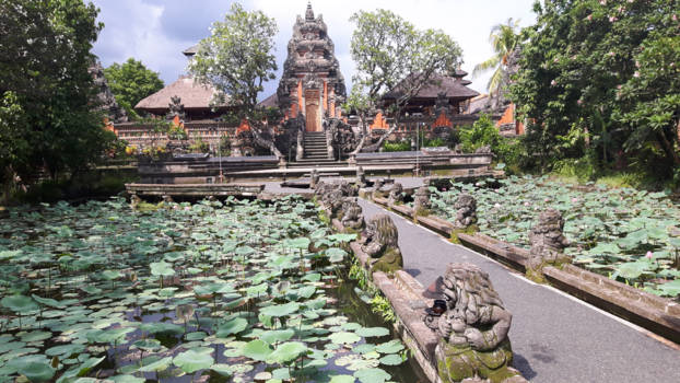 Bali - Pura tamar kemuda saraswati , ubud