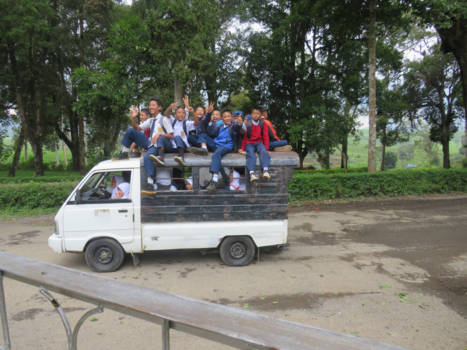 Bandung - School is uit!