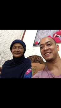 Surabaya - Geloof in jezelf, liefde is wat je zoekt.