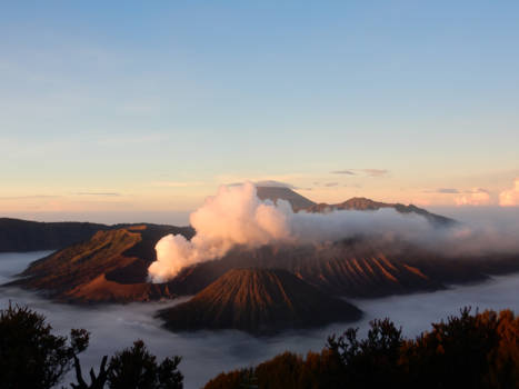 Java - Ongelofelijk uitzicht in Indonesië op o.a. de Bromo vulkaan