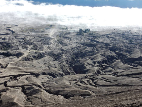 Java - On the edge of mount Bromo