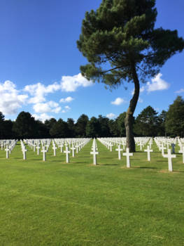 Tweede Wereldoorlog Begraafplaats - 9983 anerikaanse strijders
