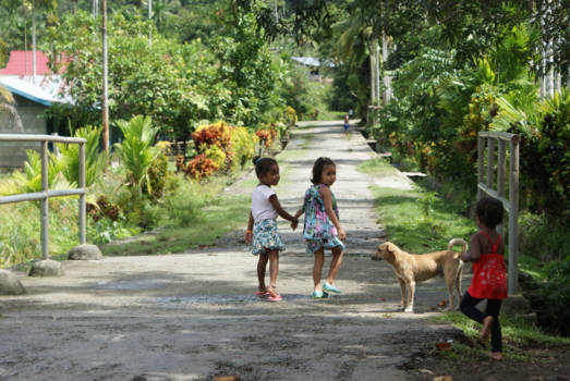 Port Numbay - Kindertjes van Tabelanusu.