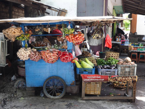 Bali - Balinese supermarket