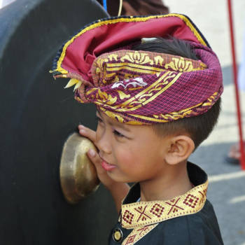 Bali - Moet ik al een klap geven?