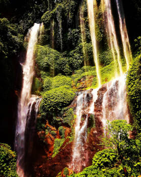 Singaraja - Flinke klim omhoog maar dan heb je ook wat! Sekumpul waterfalls