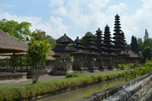 Bali - Small - Large
