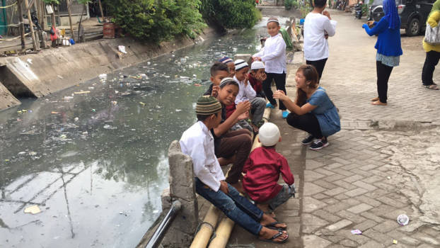 Makassar - 'I love you' zei een weeshuis-kindje tegen mijn studiemaatje