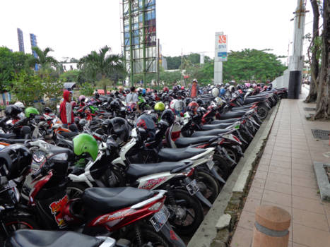 Surabaya - jeetje..., waar stond mijn brommer ook al weer???