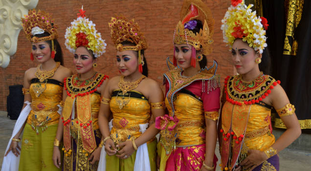 Kuta - Balinese danseressen