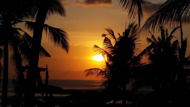 Kuta - Zonsondergang vanaf het zwembad, eerste avond op Bali