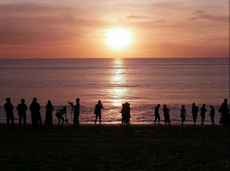 Kuta - Watching the sunset at Jimbaran beach