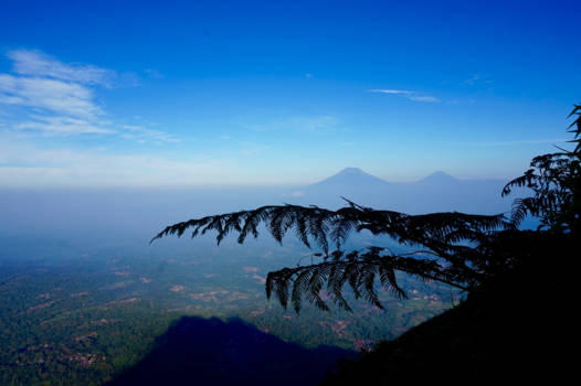 Yogyakarta - Almost a tropical feeling after hiking the Andong mountain