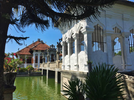 Rondreis Bali - Ujung waterpalace