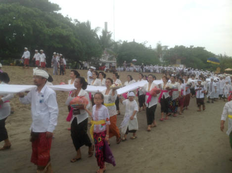 Bali - Kuta strand ceremonie Neypi, dag van de stilte.