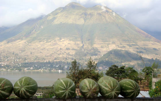 Equator Monument - Machtige gebergte van Equador