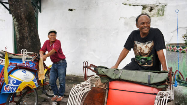 Yogyakarta - Locals met becak
