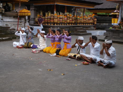 Ubud - Biddende handen