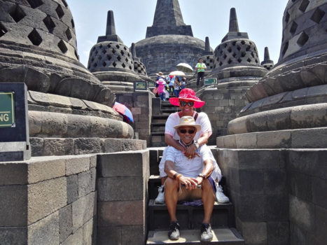 Rondreis Bali & Java - No greater Love at the Borobudur❤️❤️