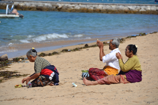 Bali - offertje brengen