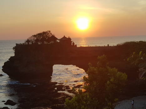 Bali - Sunset at the Tanah Lot Temple