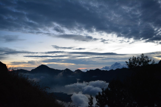 Gunung Rinjani - Kraterrand uitzicht