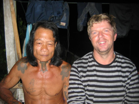 Rondreis Indonesië in vier weken - ex-koppensneller meets me.