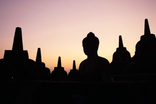 Borobudur - Sprakeloos, wat een prachtige zonsopgang bij de Borobodur!