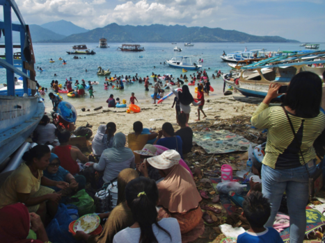Lombok - Annual boat festival on Gili Air