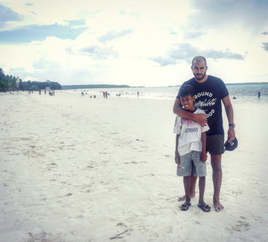 Kei Kecil - 1e time i met my little brother from the other side of the world @the ngurbloat beach
