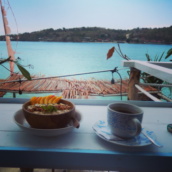 Bali - Ontbijtje Nusa Ceningan