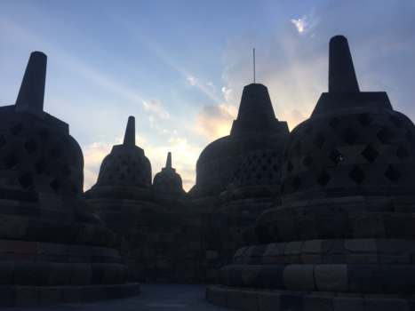Java - Borobodur bij zonsondergang
