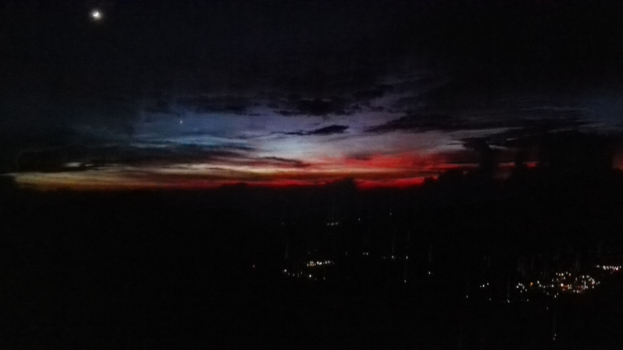 Bromo National Park - Adembenemende zonsopgang. Eerste stralen.