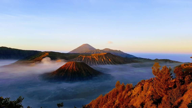 Java - Bromo sunrise