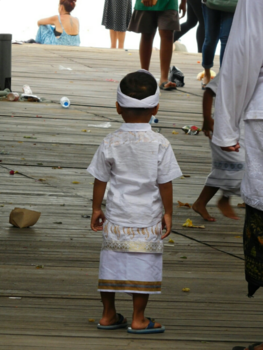 Bali - Preparing for Ogoh-ogoh (the day before Nyepi)