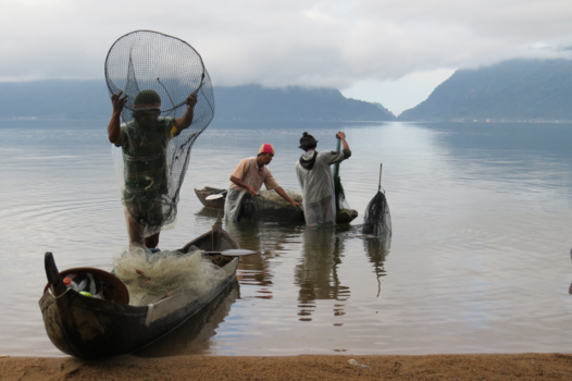 Sumatra - Lake Maninjau