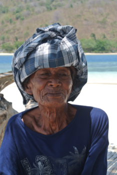 Lombok - Ontmoeting op een onbewoond gili eilandje in eenvoud oud worden