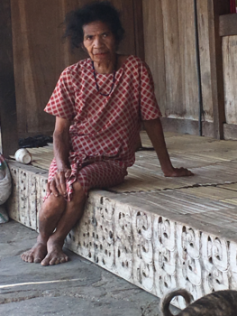 Flores - Inwoner lokaal dorpje Flores