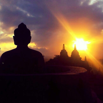 Java - The root of suffering is the attachment #Buddhaquote