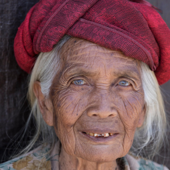 Bali - Eyes like a mirror