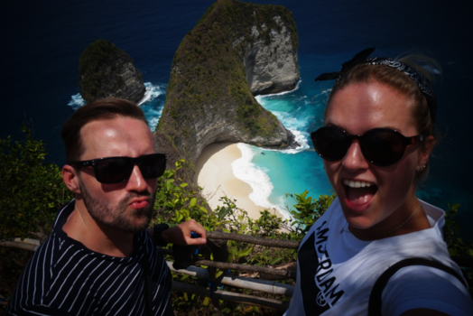 Nusa Penida - De stijle trap naar het paradijs, maar samen staan we altijd sterk!