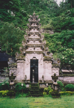 Bali - Ingang naar tempels nabij Mount Batung op Bali