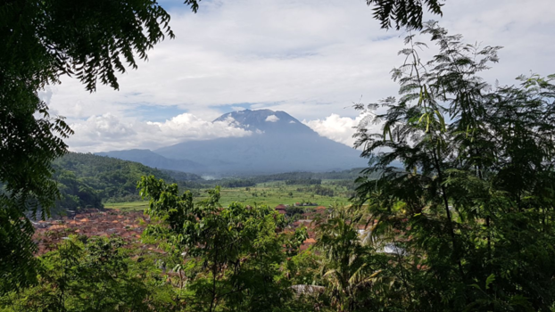 Bali - Dit is de mooiste foto van dit moment 10 december 2017 vulkaan Agung