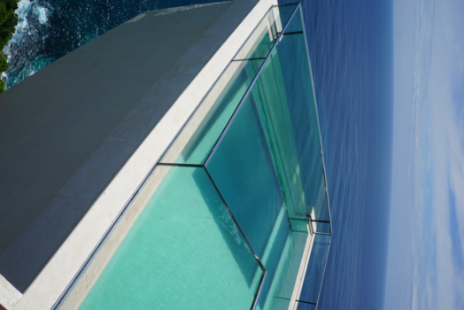 Bali - The edge glazen bodem op cliff