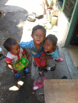 Flores - Indonesian kids