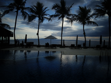 Rondreis Bali - De avond valt in Candidasa, Bali