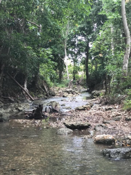 Molukken - Kaki air in kampung Wakpapapi, Babar